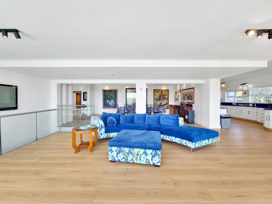 To Let 7 Bedroom Property for Rent in Camps Bay Western Cape